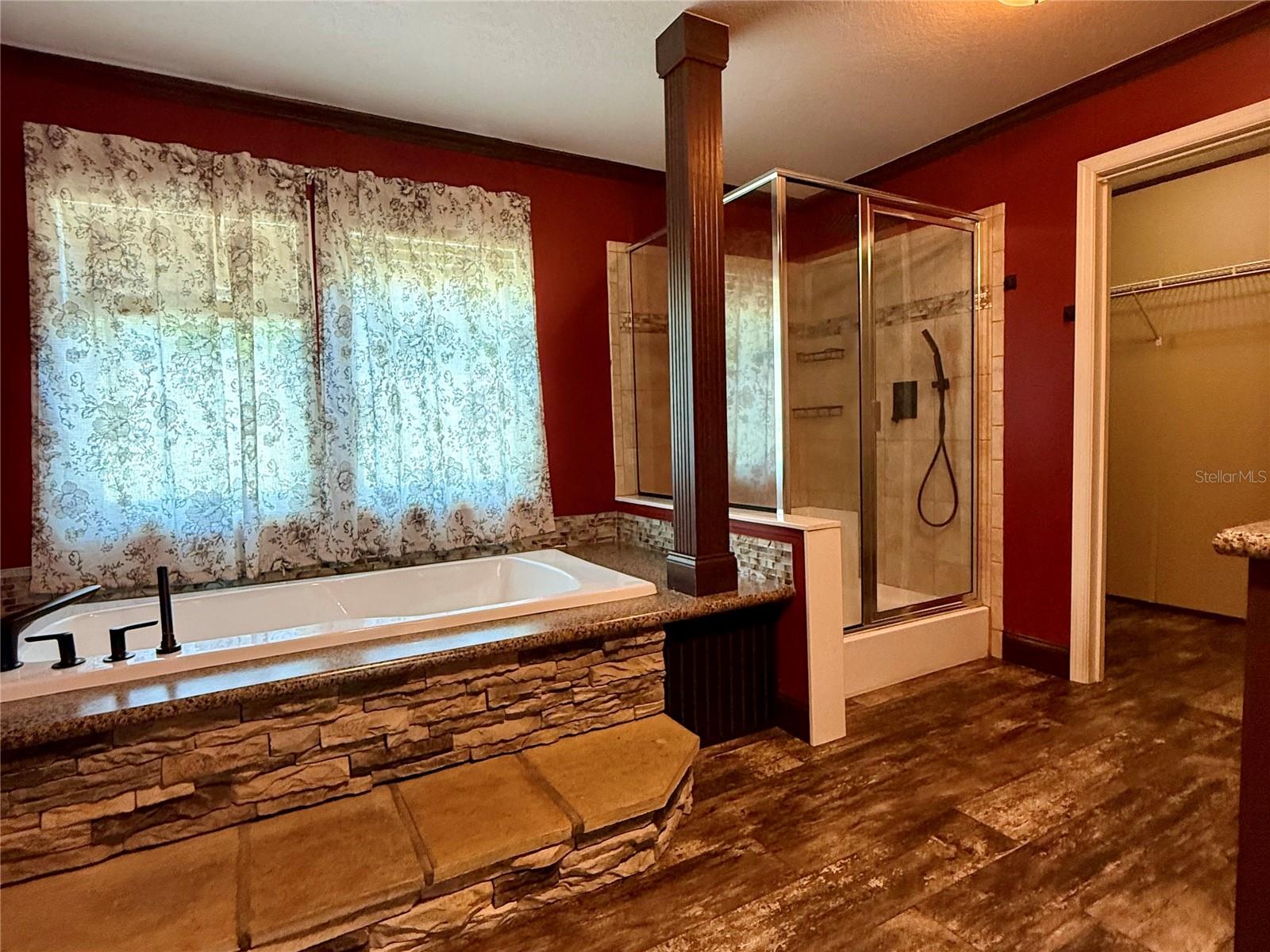 9711 SE HIGHWAY 464C, OCKLAWAHA, FL, 32179