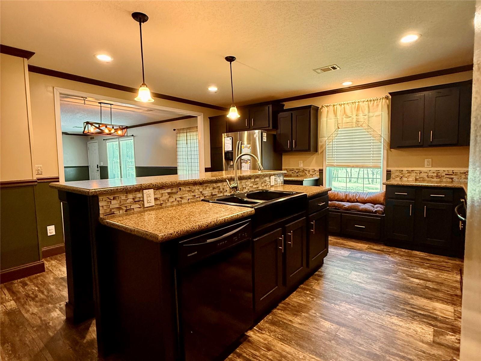 9711 SE HIGHWAY 464C, OCKLAWAHA, FL, 32179