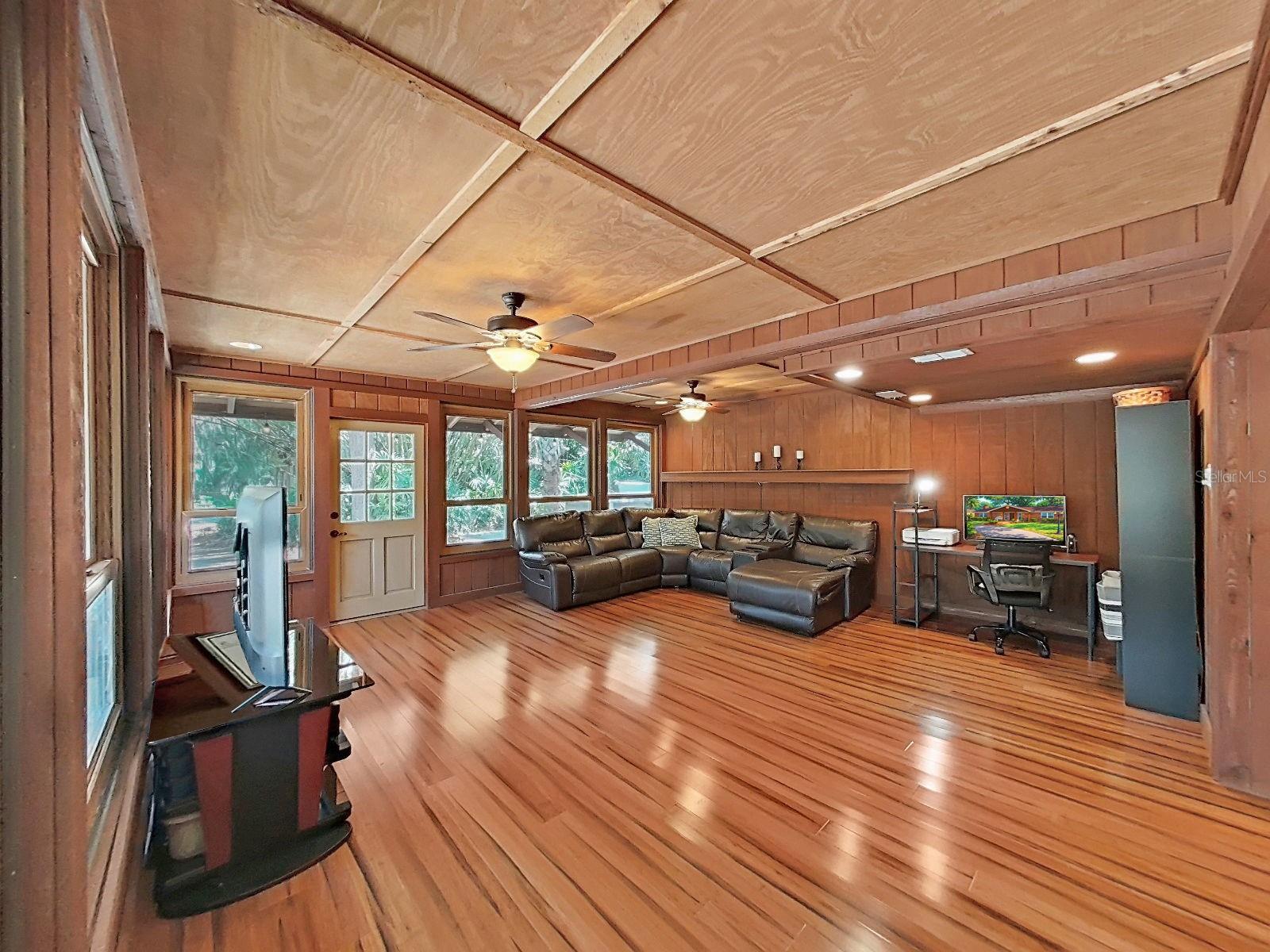 18835 TRACER DR, LUTZ, FL, 33549