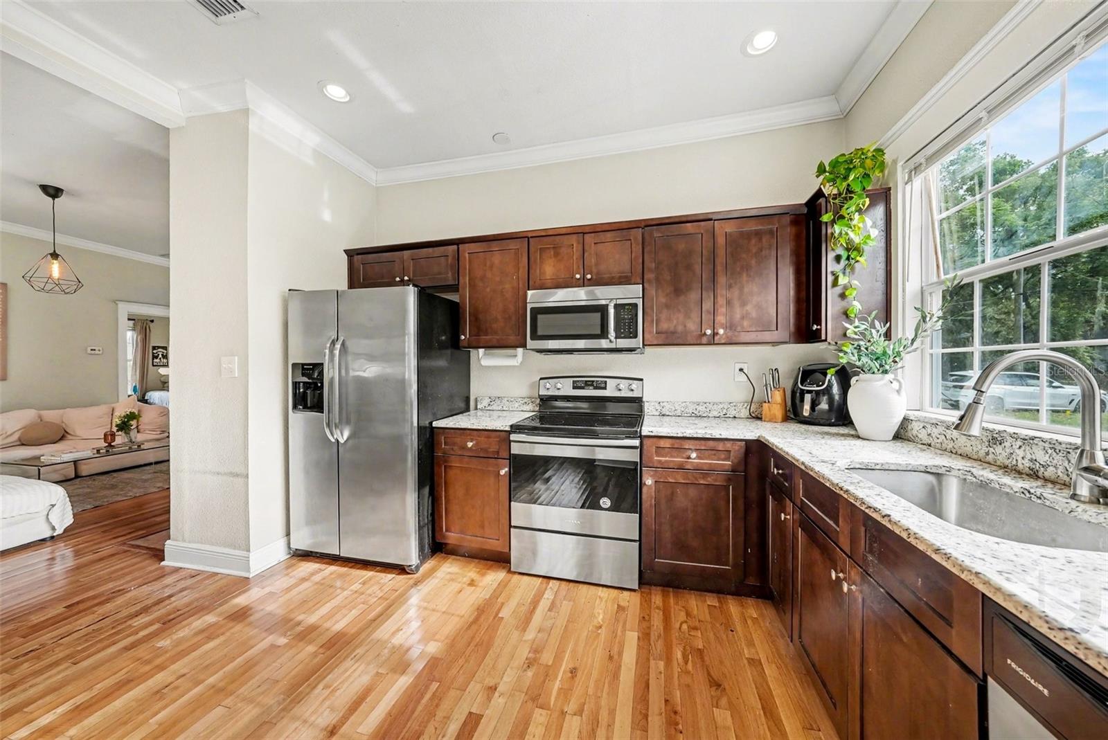 805 E CHELSEA ST, TAMPA, FL, 33603