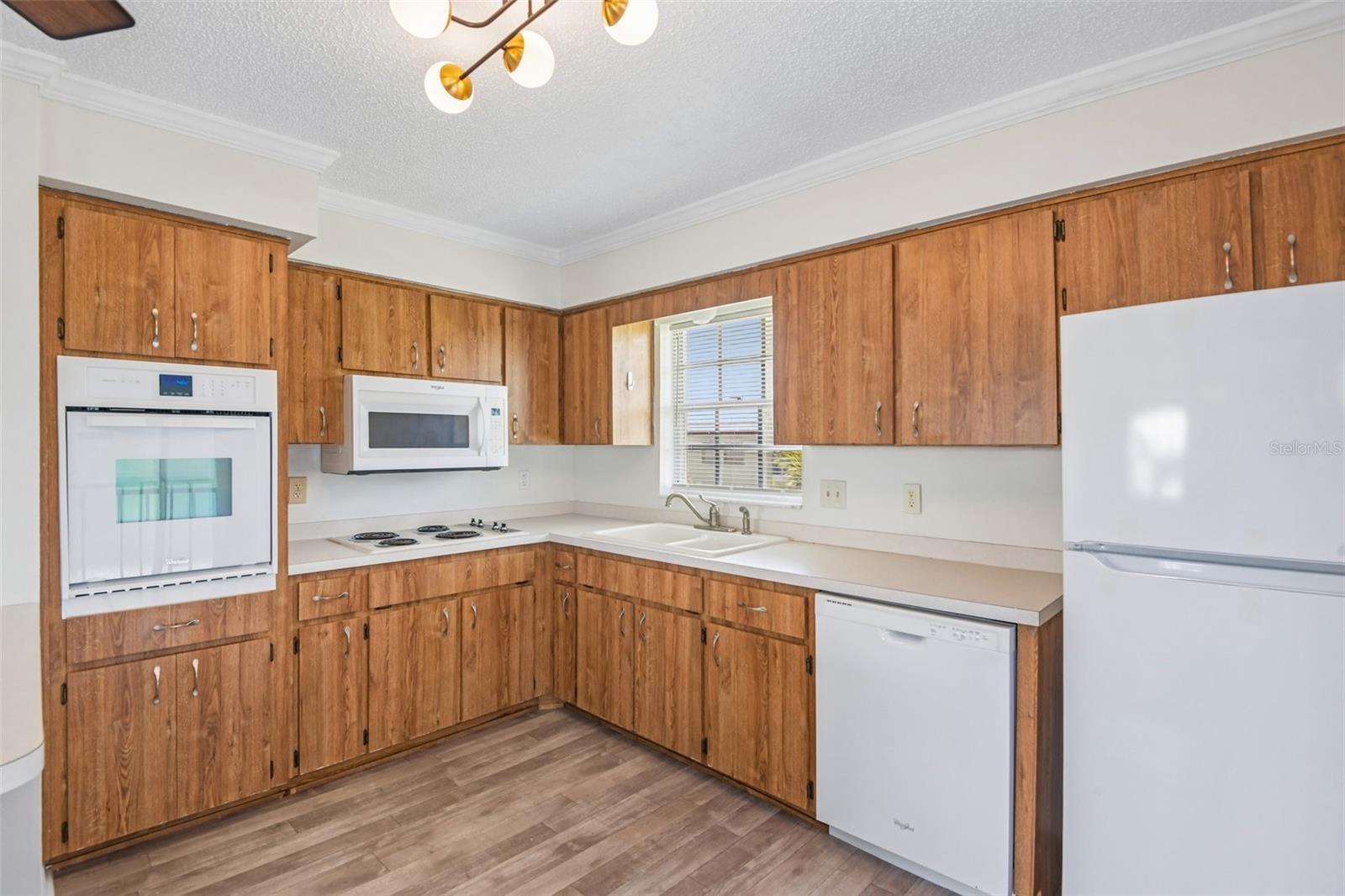 6704 HICKORYWOOD LN, NEW PORT RICHEY, FL, 34653