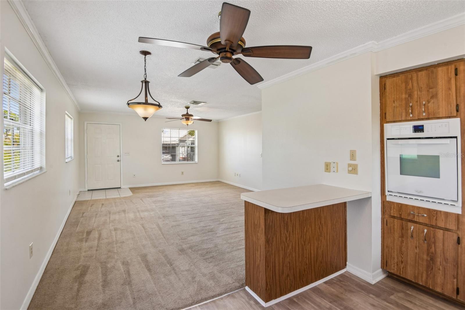 6704 HICKORYWOOD LN, NEW PORT RICHEY, FL, 34653