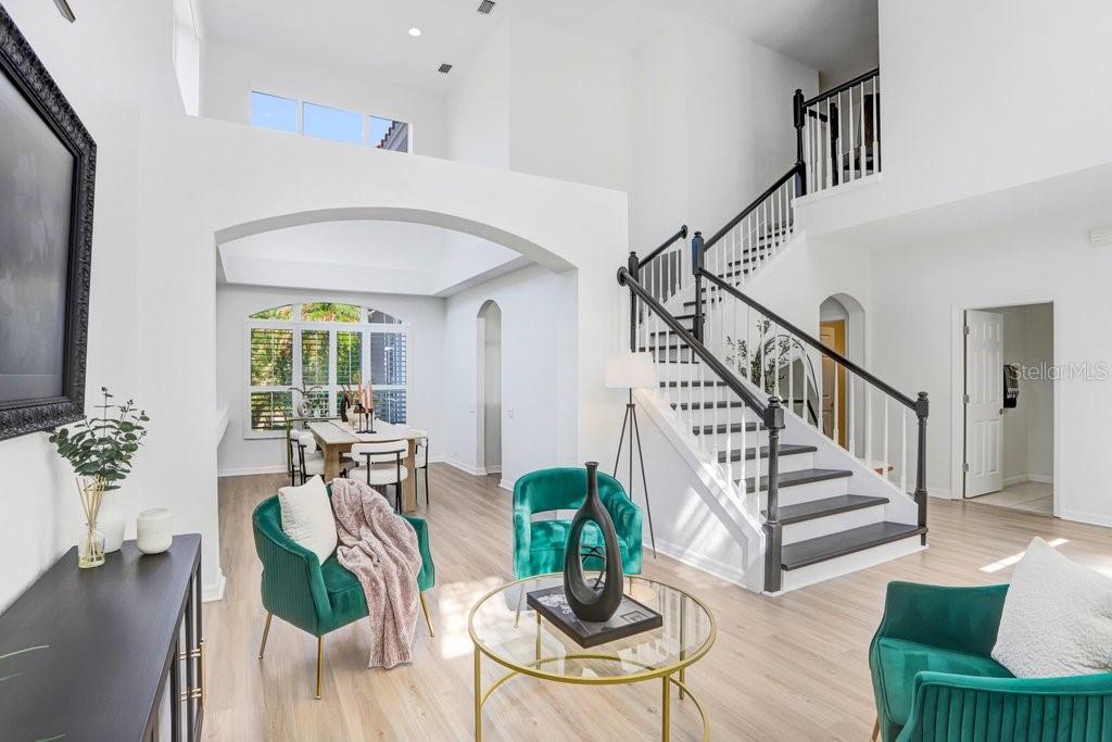 18124 COURTNEY BREEZE DR, TAMPA, FL, 33647