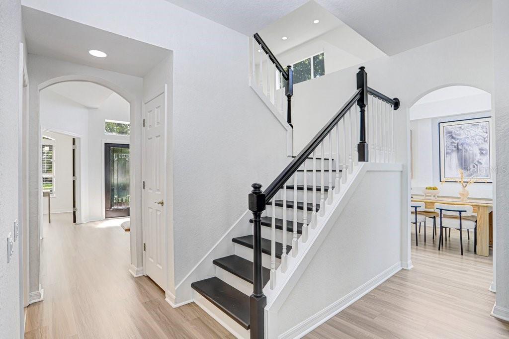 18124 COURTNEY BREEZE DR, TAMPA, FL, 33647