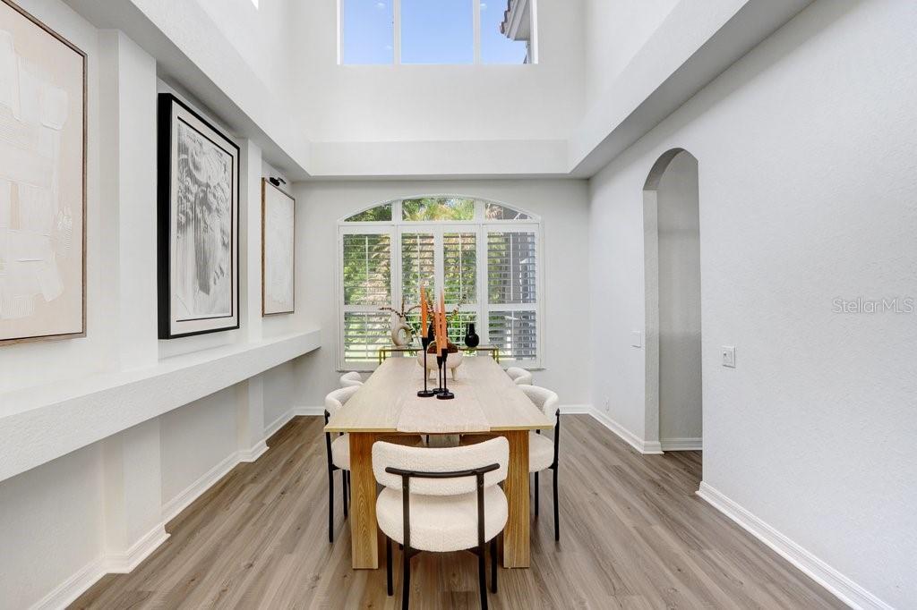 18124 COURTNEY BREEZE DR, TAMPA, FL, 33647