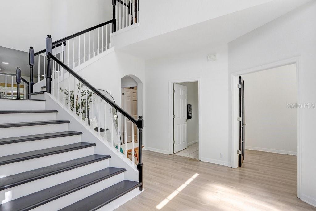 18124 COURTNEY BREEZE DR, TAMPA, FL, 33647