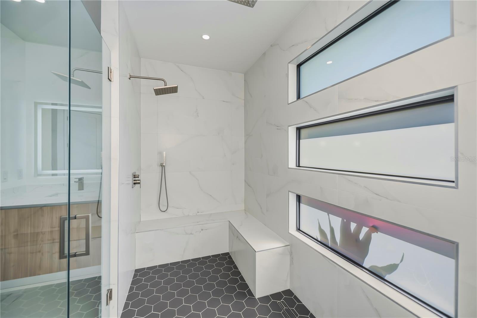 9493 ST PAUL DR, PORT CHARLOTTE, FL, 33981