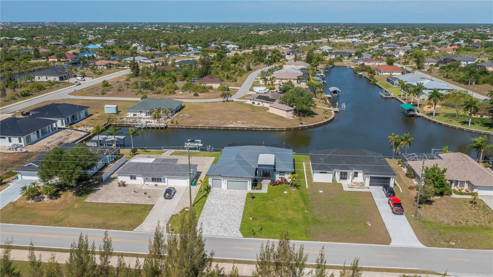 9493 ST PAUL DR, PORT CHARLOTTE, FL, 33981