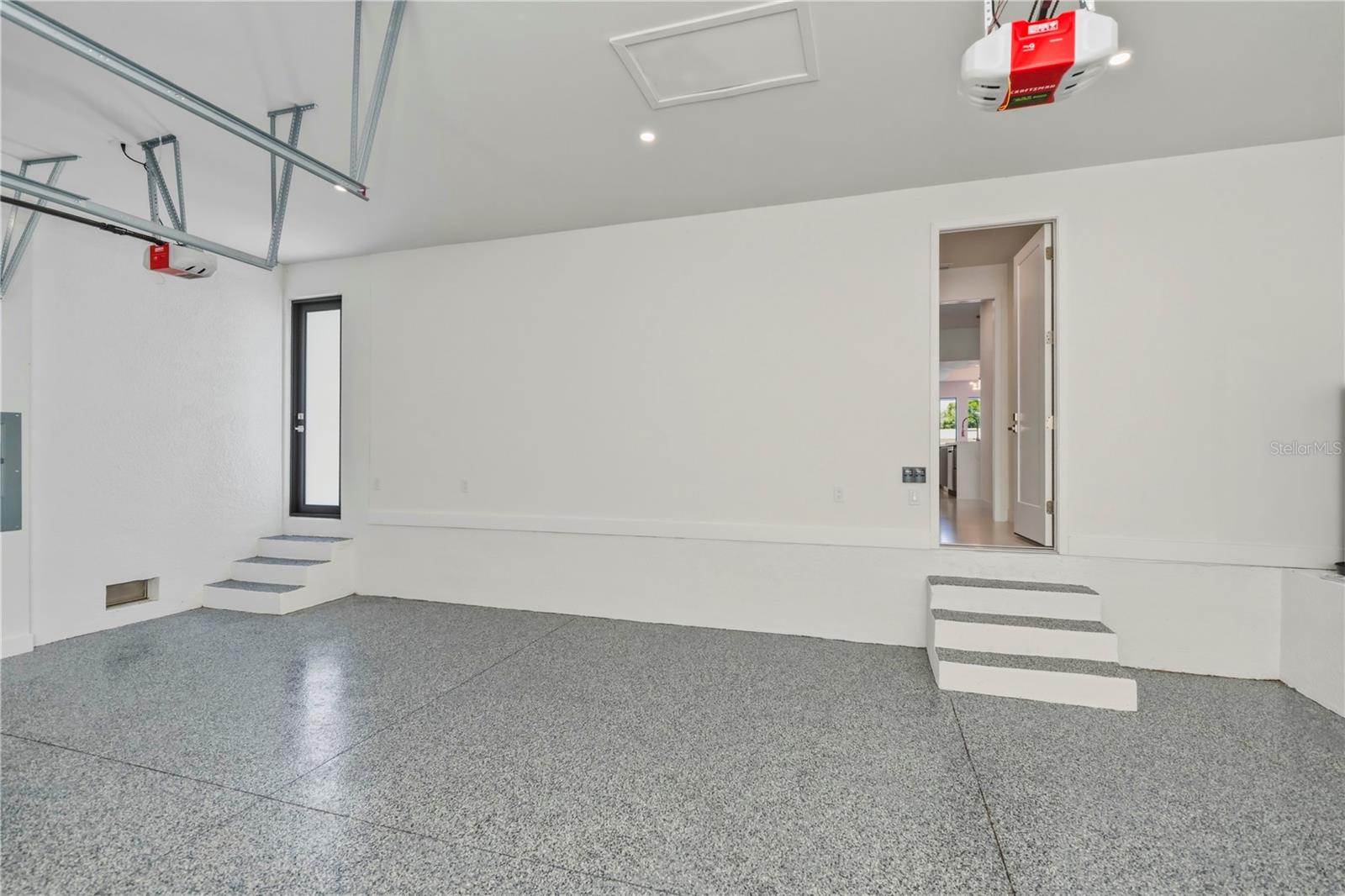 9493 ST PAUL DR, PORT CHARLOTTE, FL, 33981