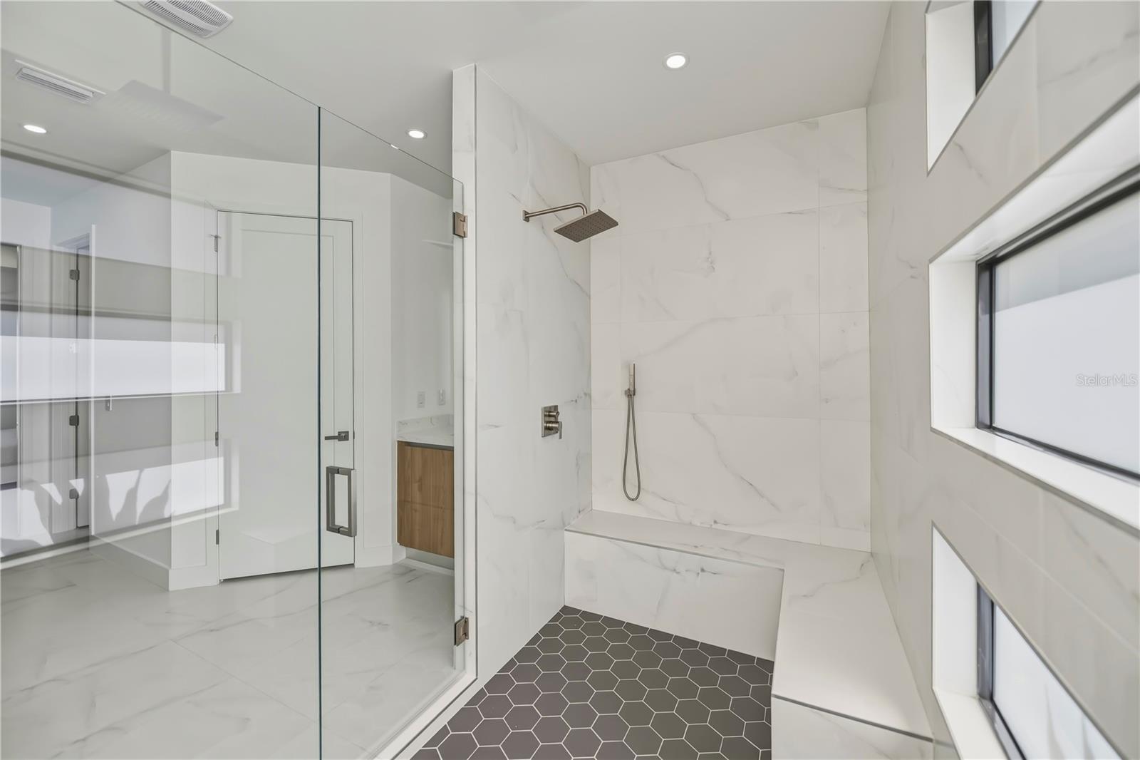 9493 ST PAUL DR, PORT CHARLOTTE, FL, 33981