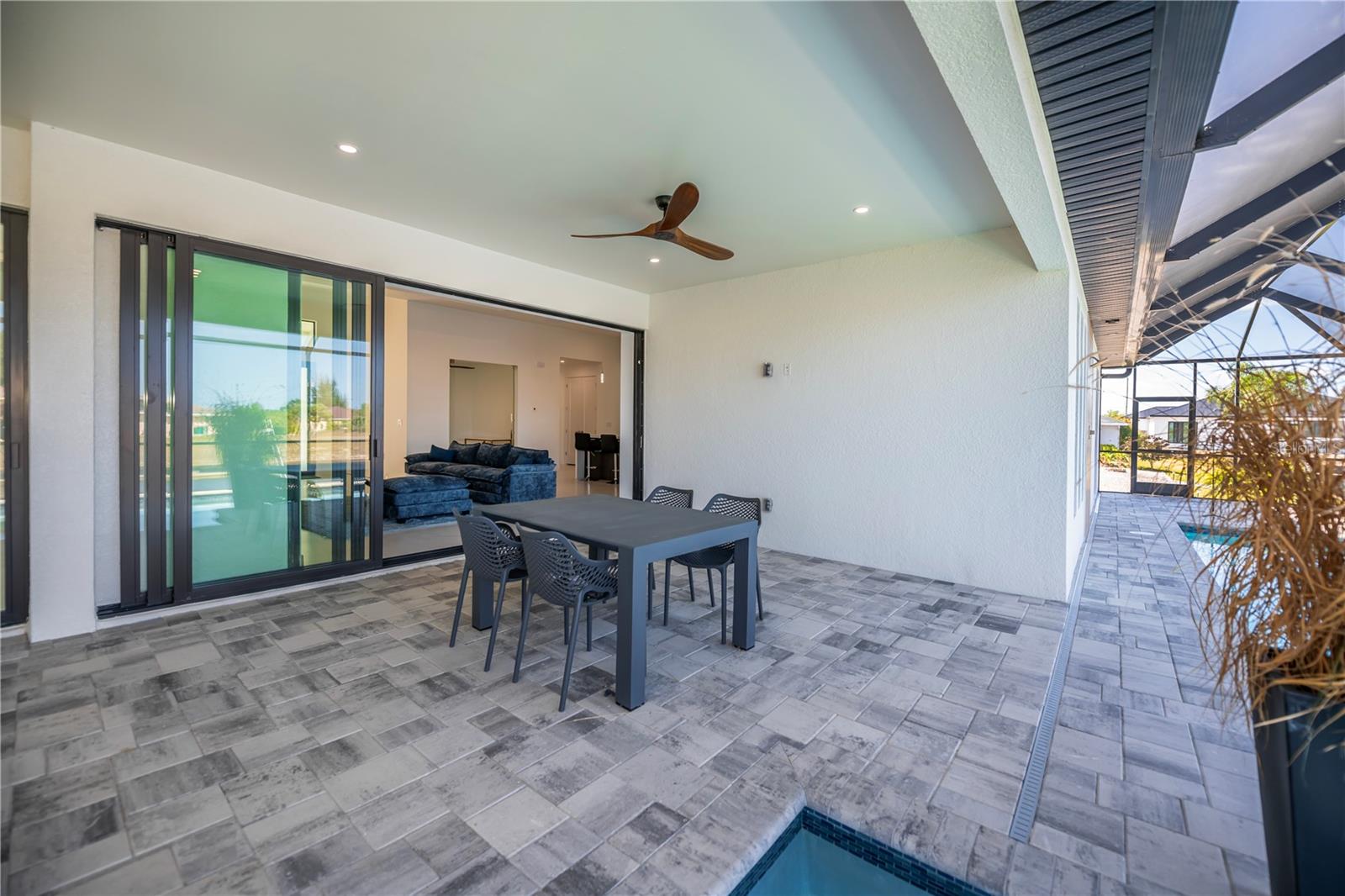 9493 ST PAUL DR, PORT CHARLOTTE, FL, 33981