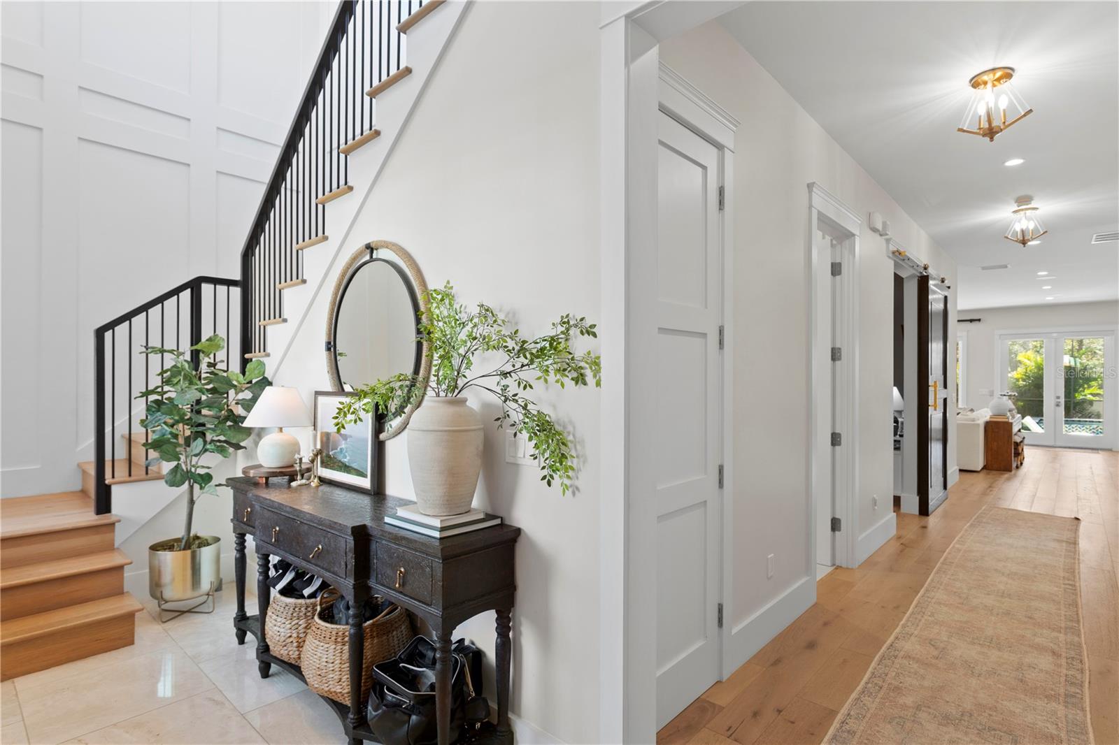 2402 W PARKLAND BLVD, TAMPA, FL, 33609