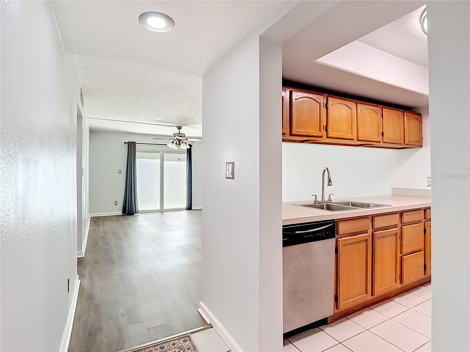 5820 N CHURCH AVE #164, TAMPA, FL, 33614