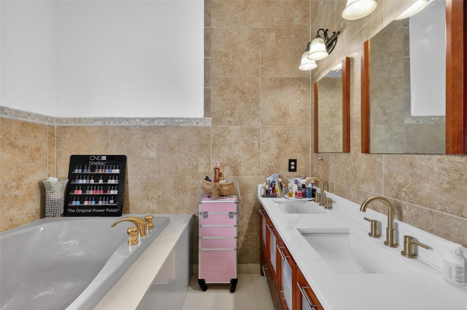 359 PEBBLE CT, MINNEOLA, FL, 34715