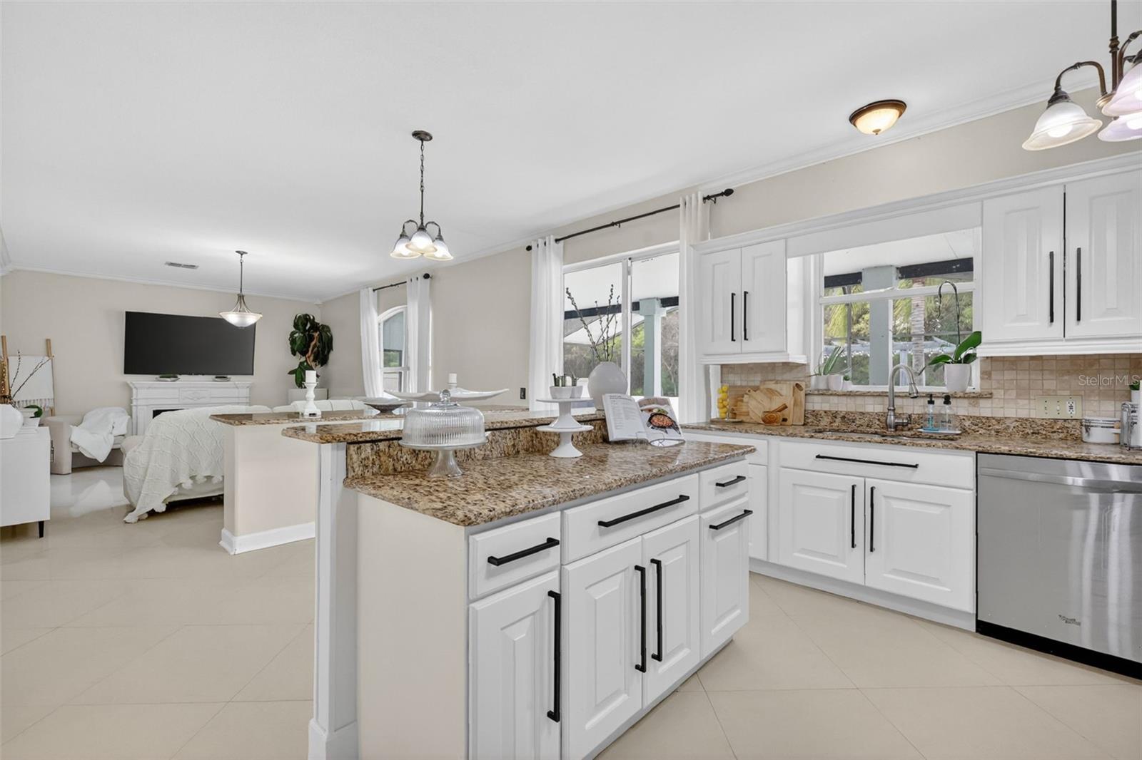 359 PEBBLE CT, MINNEOLA, FL, 34715