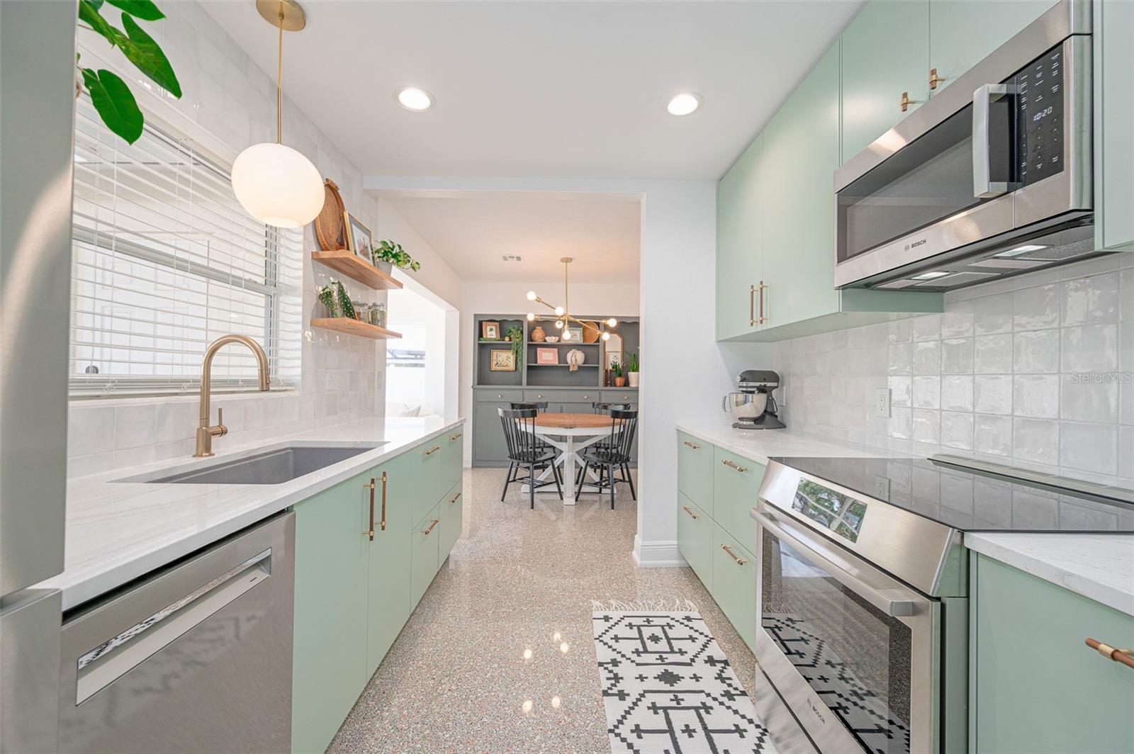 2833 SUNNYSIDE ST, SARASOTA, FL, 34239