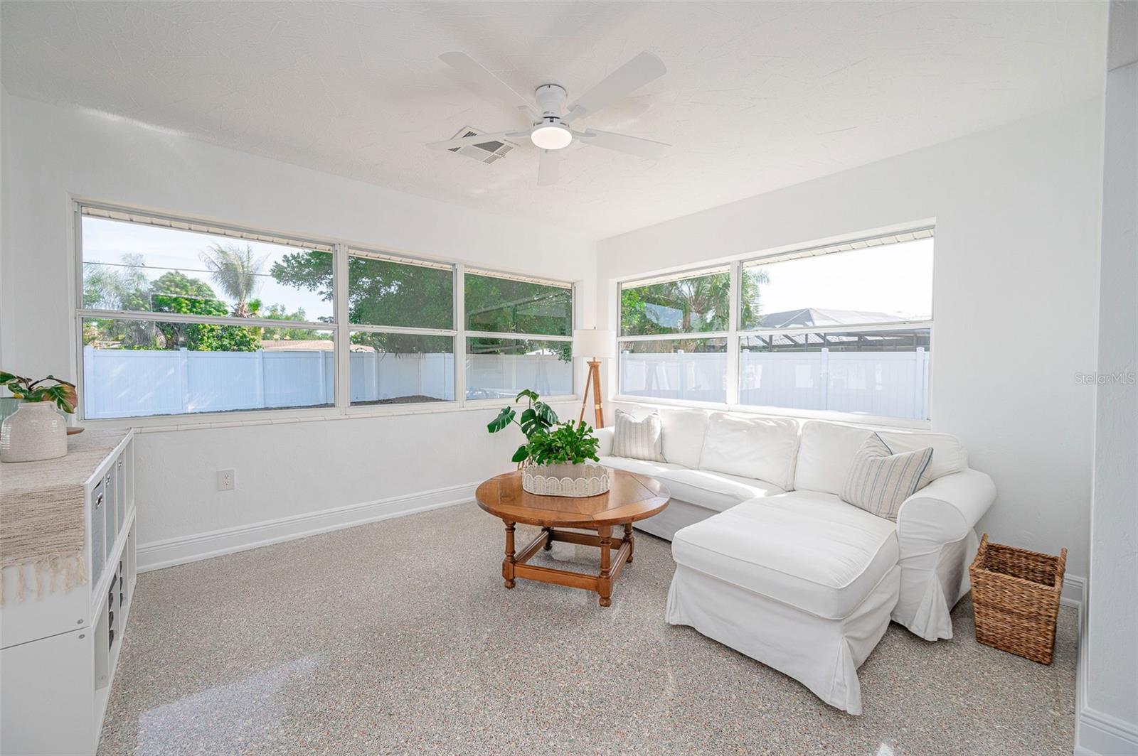 2833 SUNNYSIDE ST, SARASOTA, FL, 34239