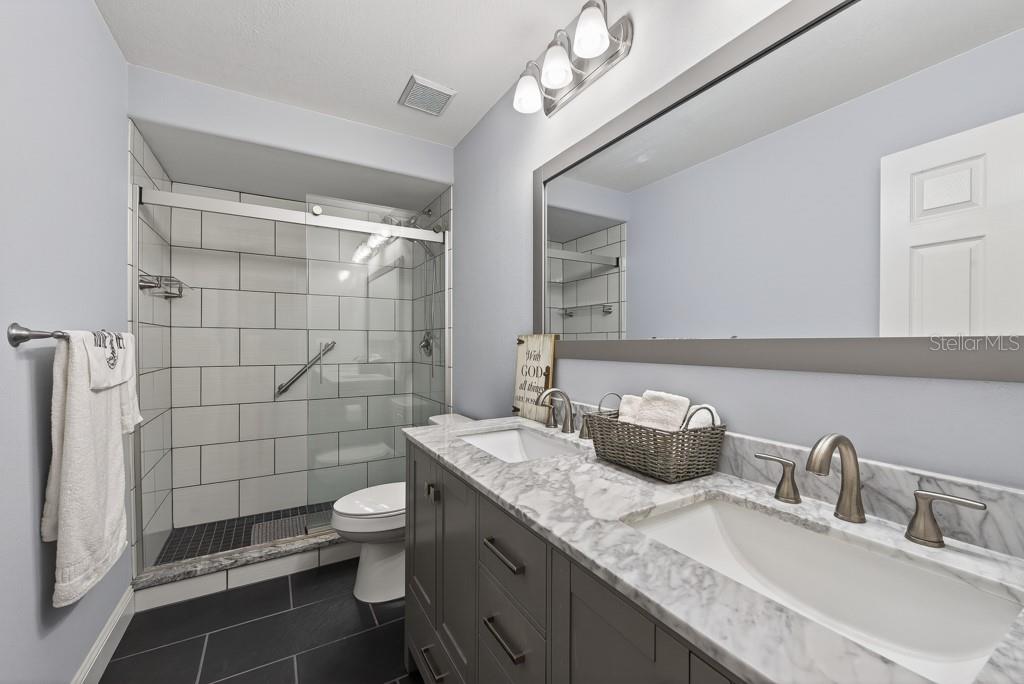 2465 NORTHSIDE DR #305, CLEARWATER, FL, 33761