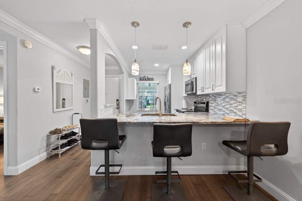 2465 NORTHSIDE DR #305, CLEARWATER, FL, 33761