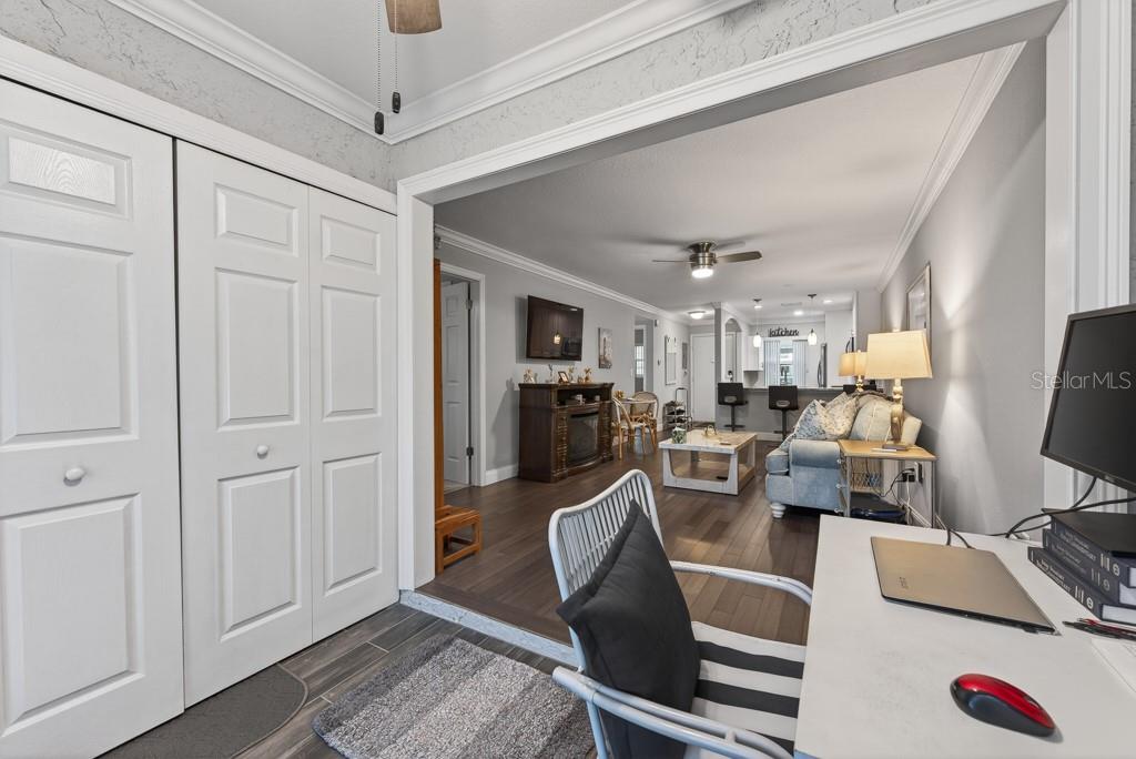 2465 NORTHSIDE DR #305, CLEARWATER, FL, 33761