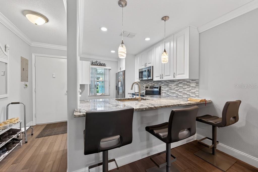 2465 NORTHSIDE DR #305, CLEARWATER, FL, 33761