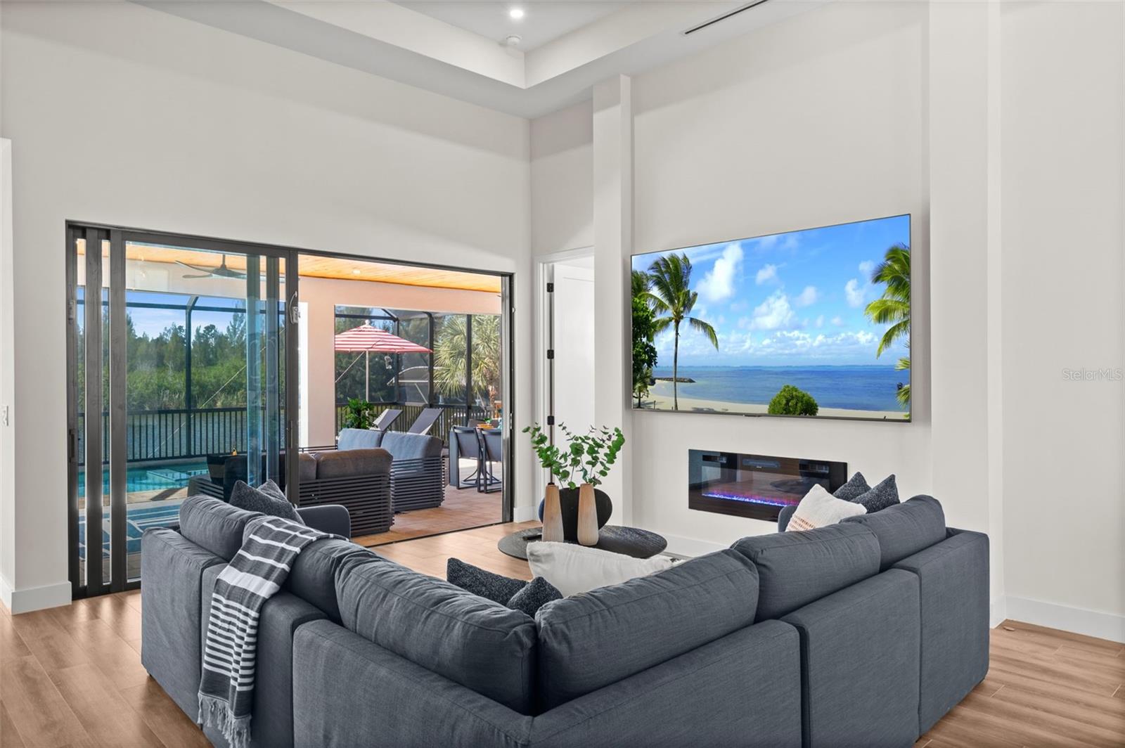 10522 RIVERSIDE RD, PORT CHARLOTTE, FL, 33981