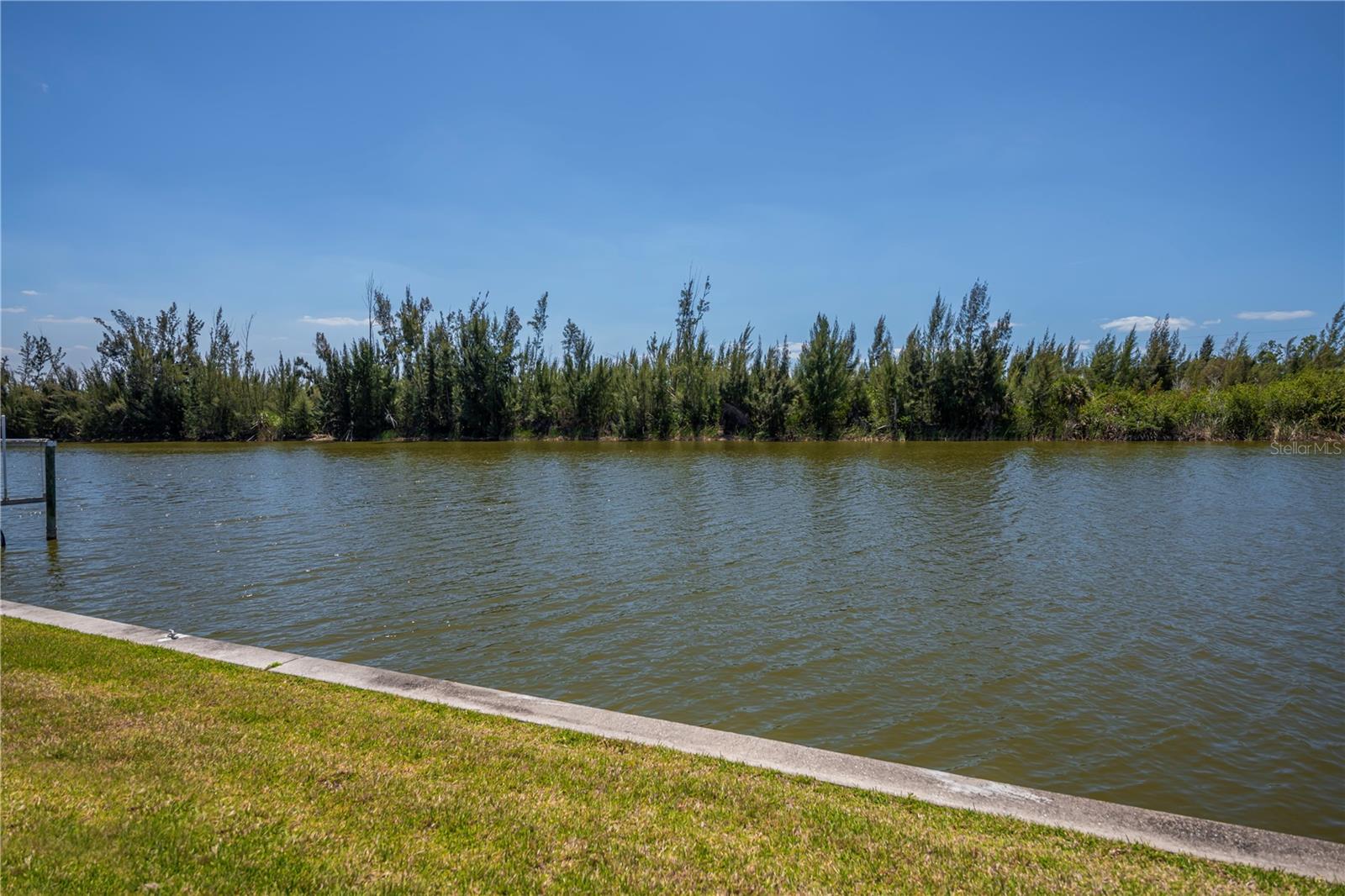 10522 RIVERSIDE RD, PORT CHARLOTTE, FL, 33981