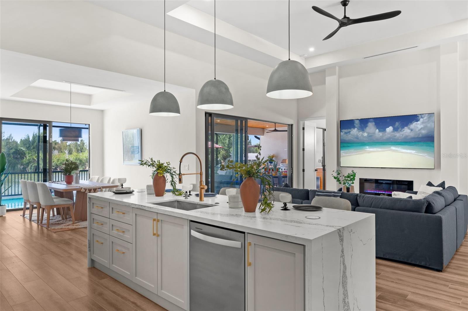 10522 RIVERSIDE RD, PORT CHARLOTTE, FL, 33981