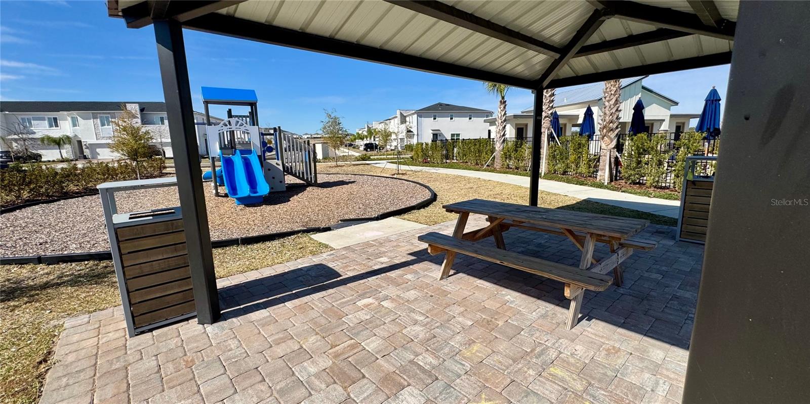 93 NINE IRON DR, DAVENPORT, FL, 33896