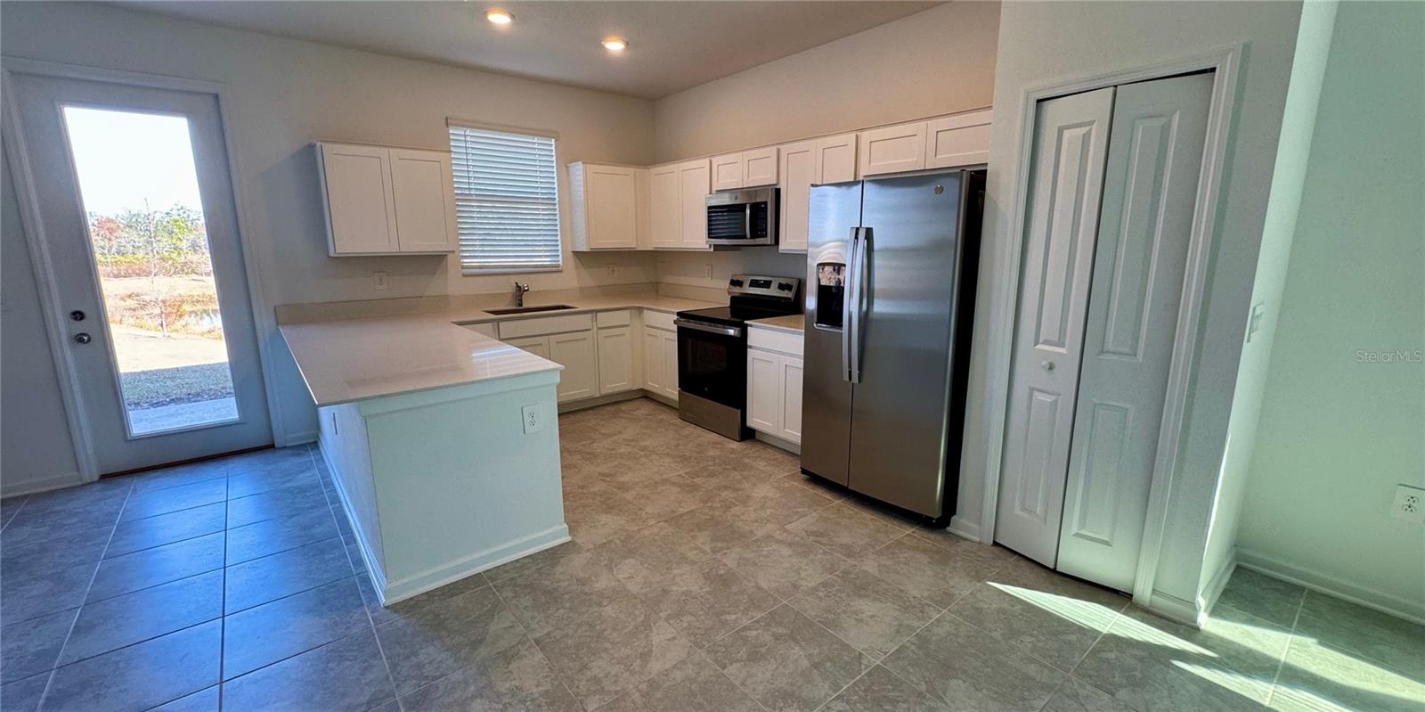 93 NINE IRON DR, DAVENPORT, FL, 33896