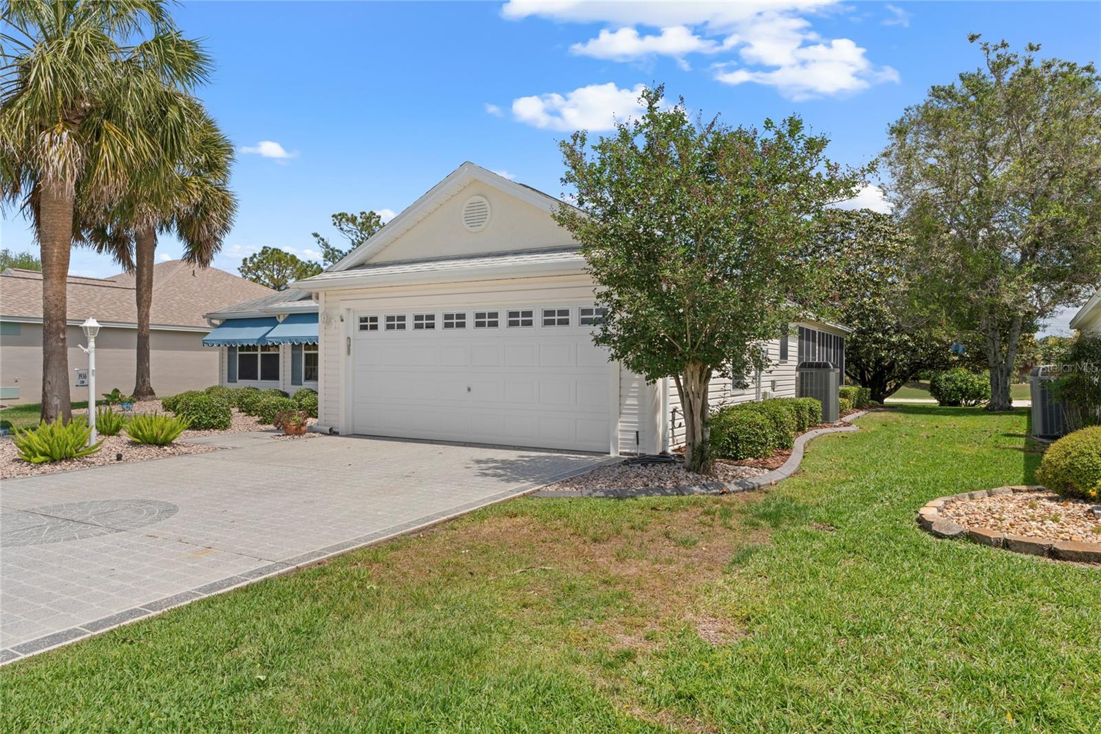 1936 PALO ALTO AVE, LADY LAKE, FL, 32159
