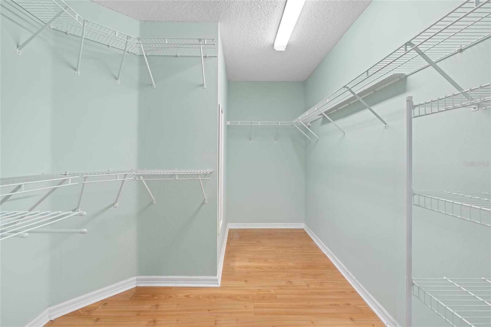 1936 PALO ALTO AVE, LADY LAKE, FL, 32159