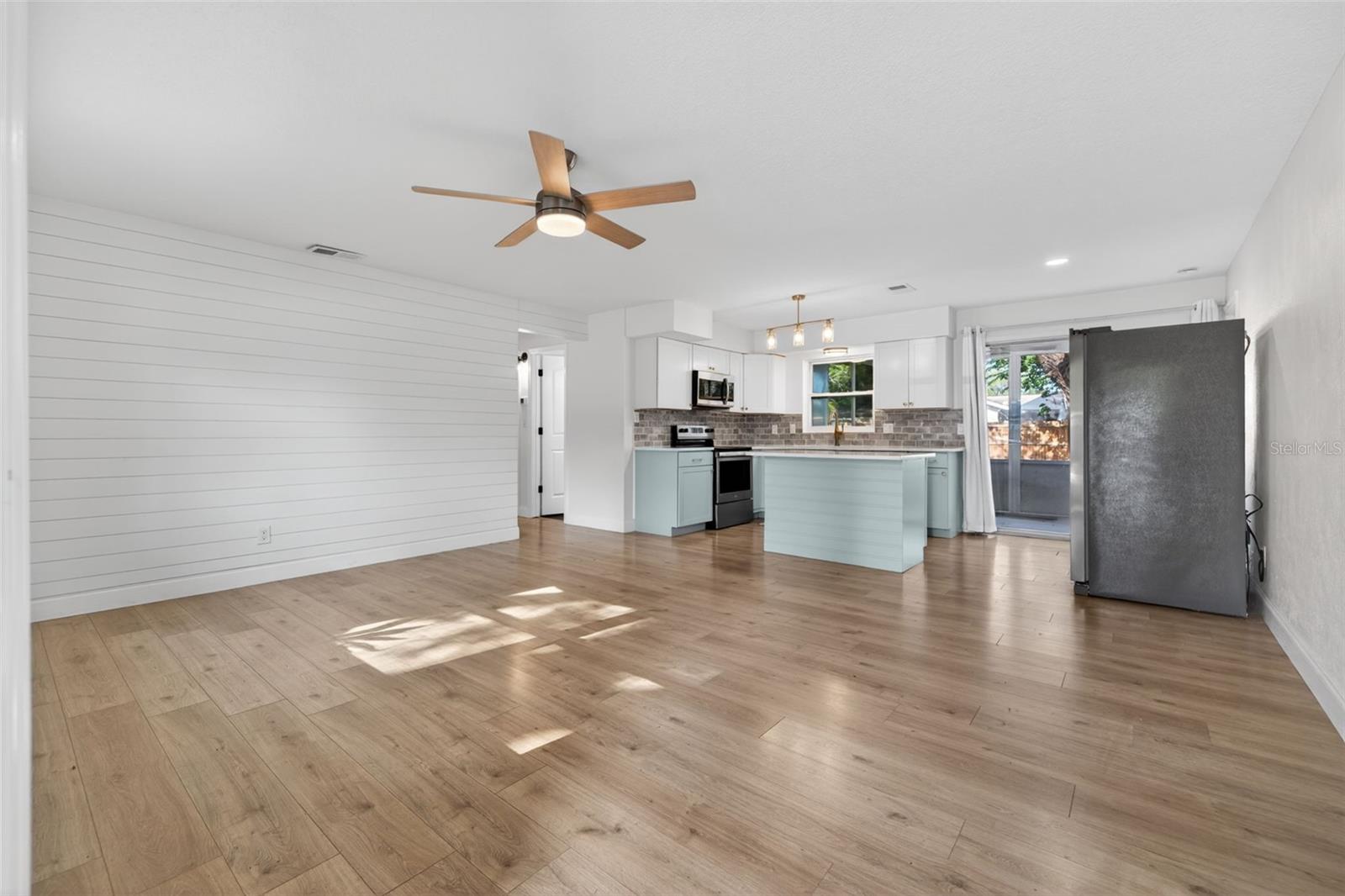 4160 19TH ST N, ST PETERSBURG, FL, 33714