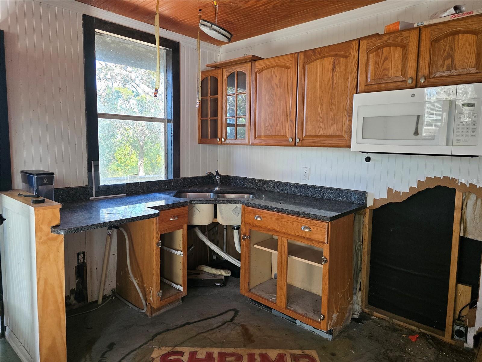 7472 W THUNDERBIRD ISLAND, HOMOSASSA, FL, 34448