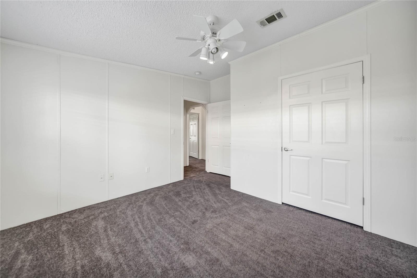 2100 KINGS HWY #206, PORT CHARLOTTE, FL, 33980