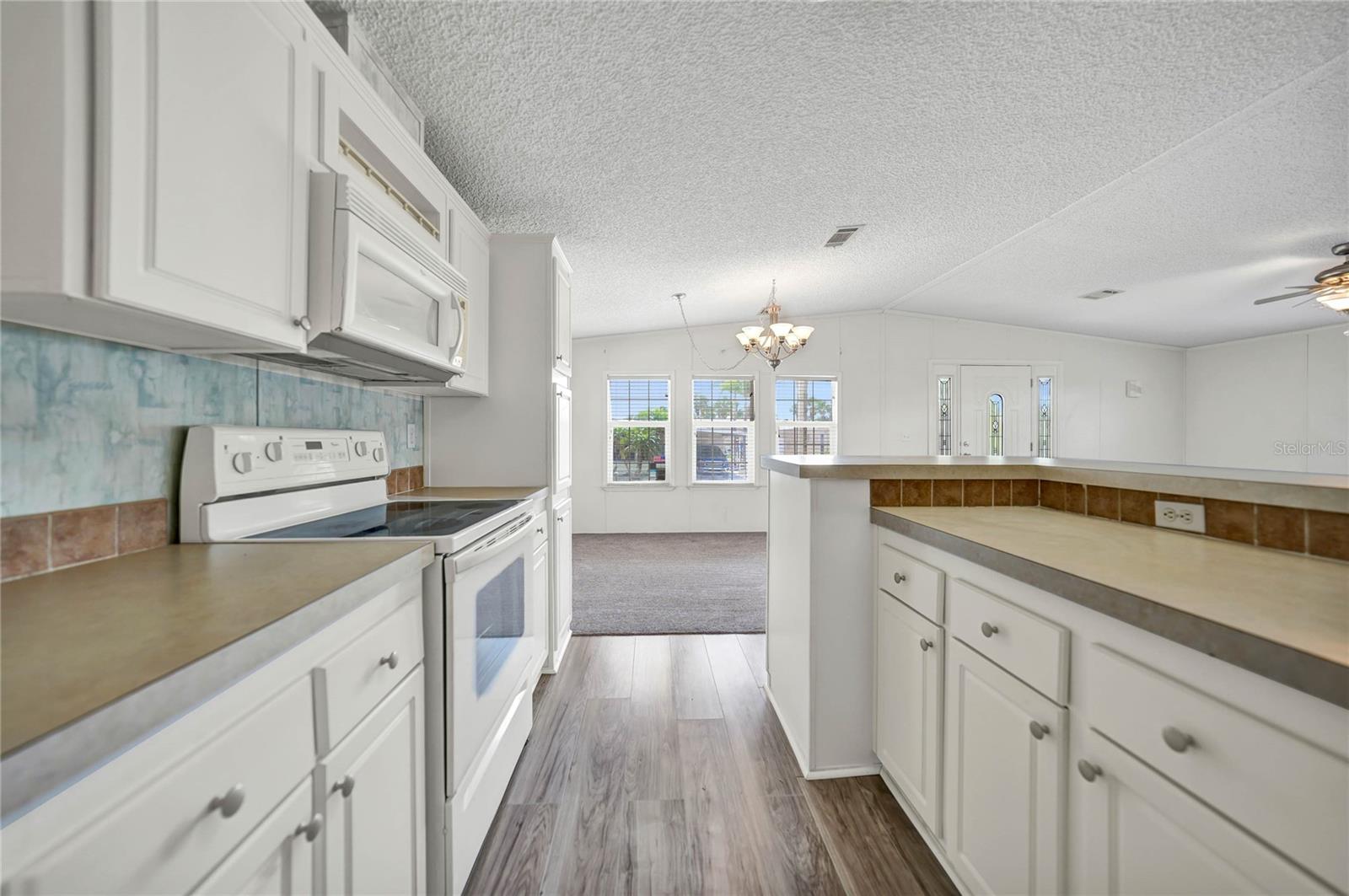 2100 KINGS HWY #206, PORT CHARLOTTE, FL, 33980