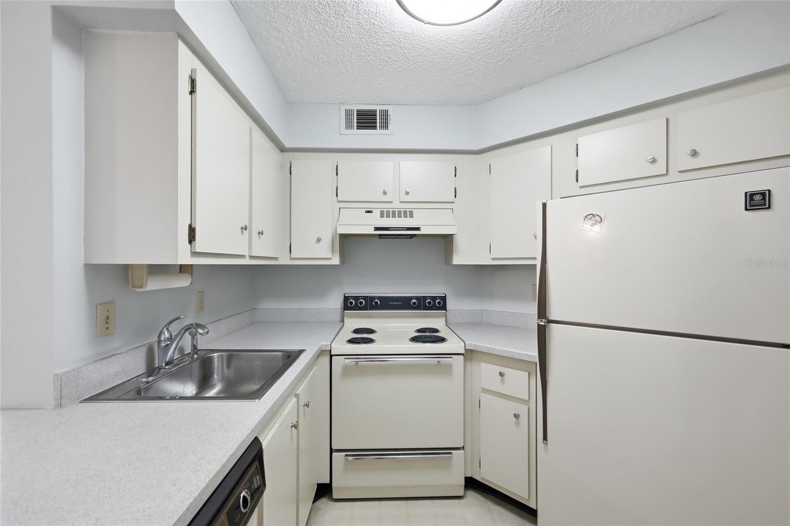 3732 SOUTHPOINTE DR #U2, ORLANDO, FL, 32822