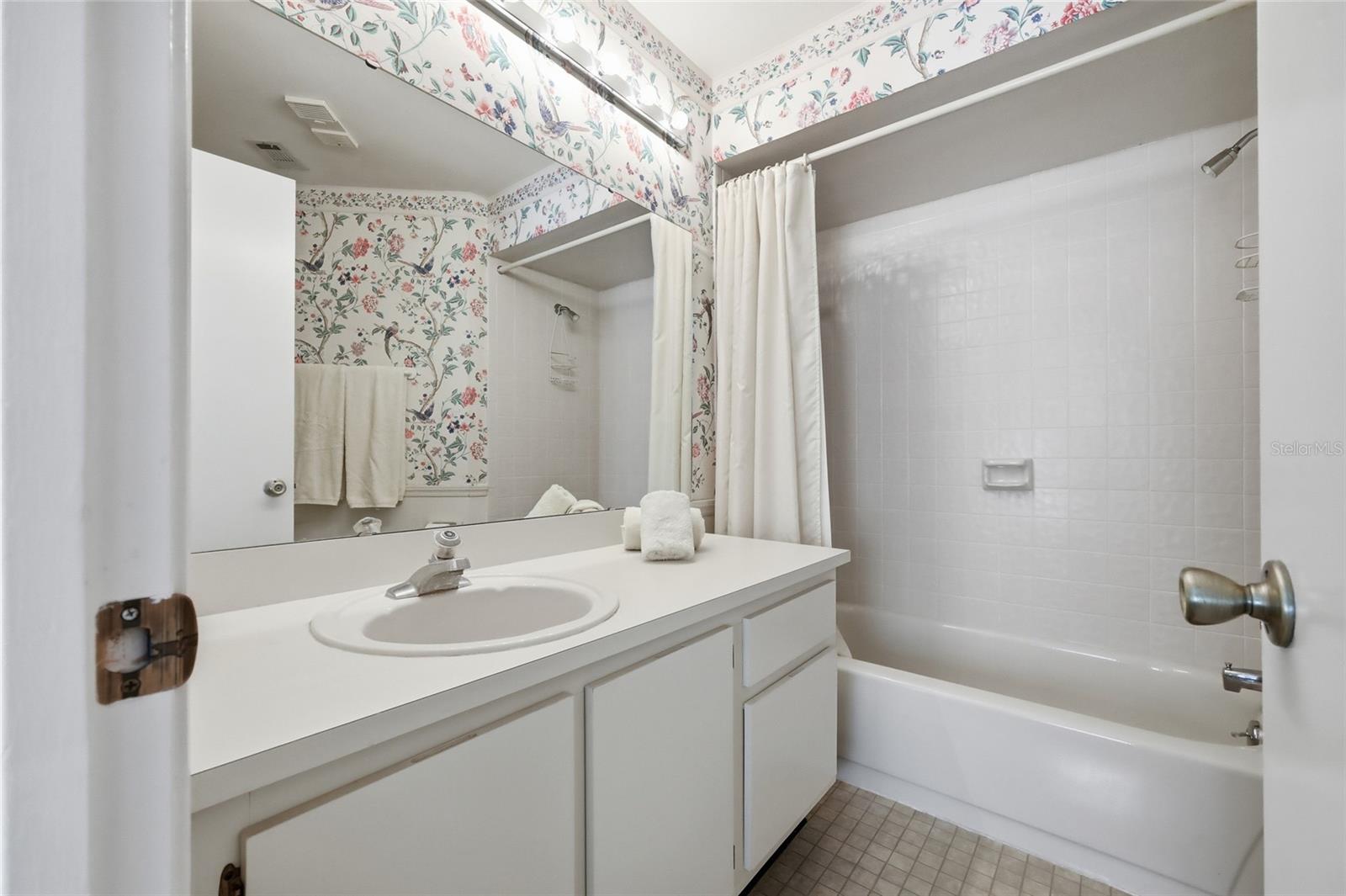 3732 SOUTHPOINTE DR #U2, ORLANDO, FL, 32822