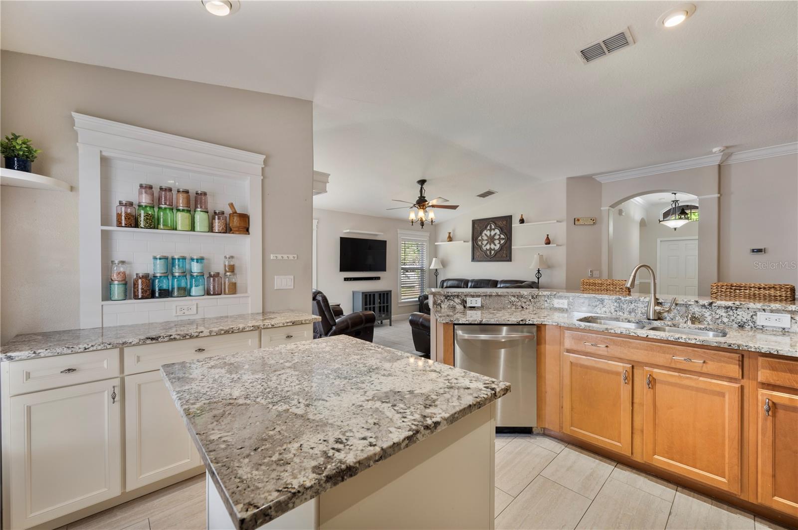 7256 TWIN CEDAR LN, LAKELAND, FL, 33810