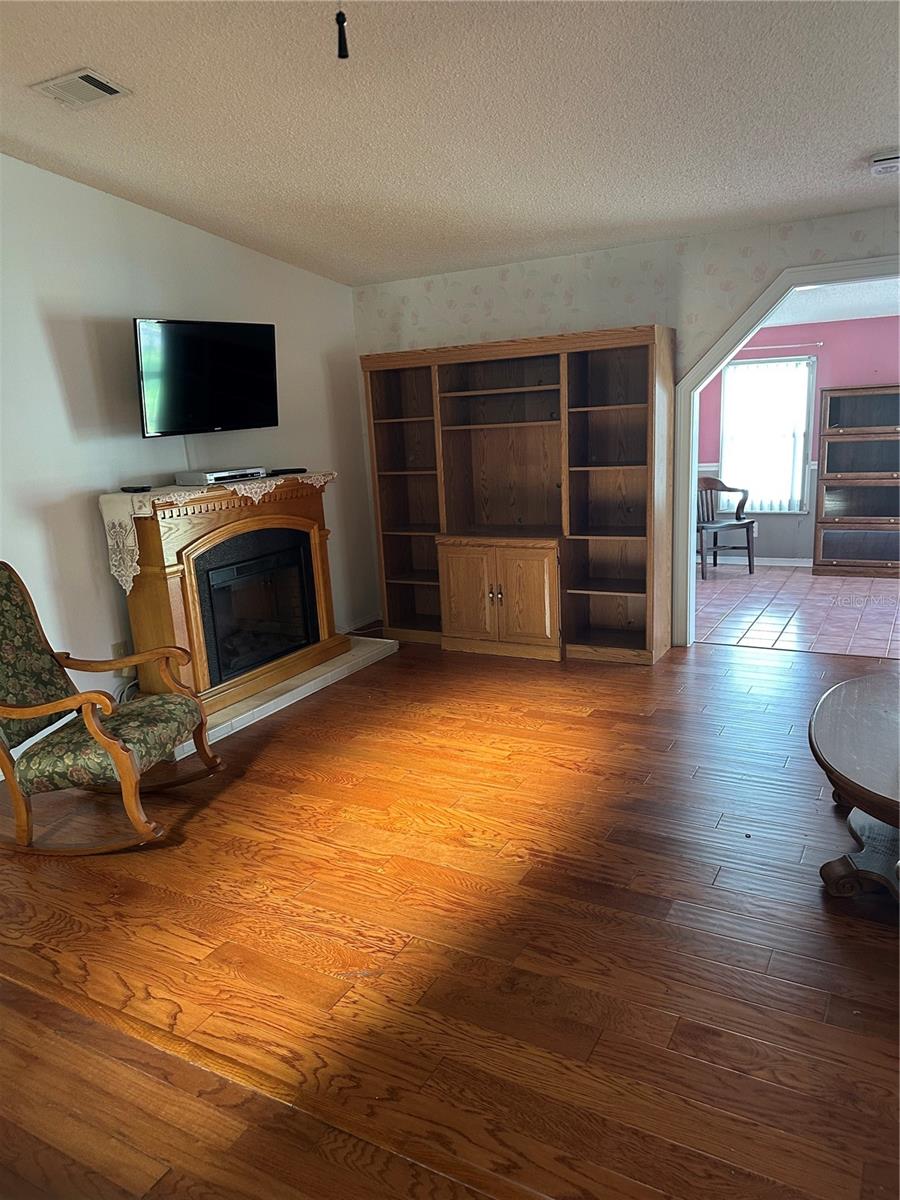 907 ORCHID ST, THE VILLAGES, FL, 32159