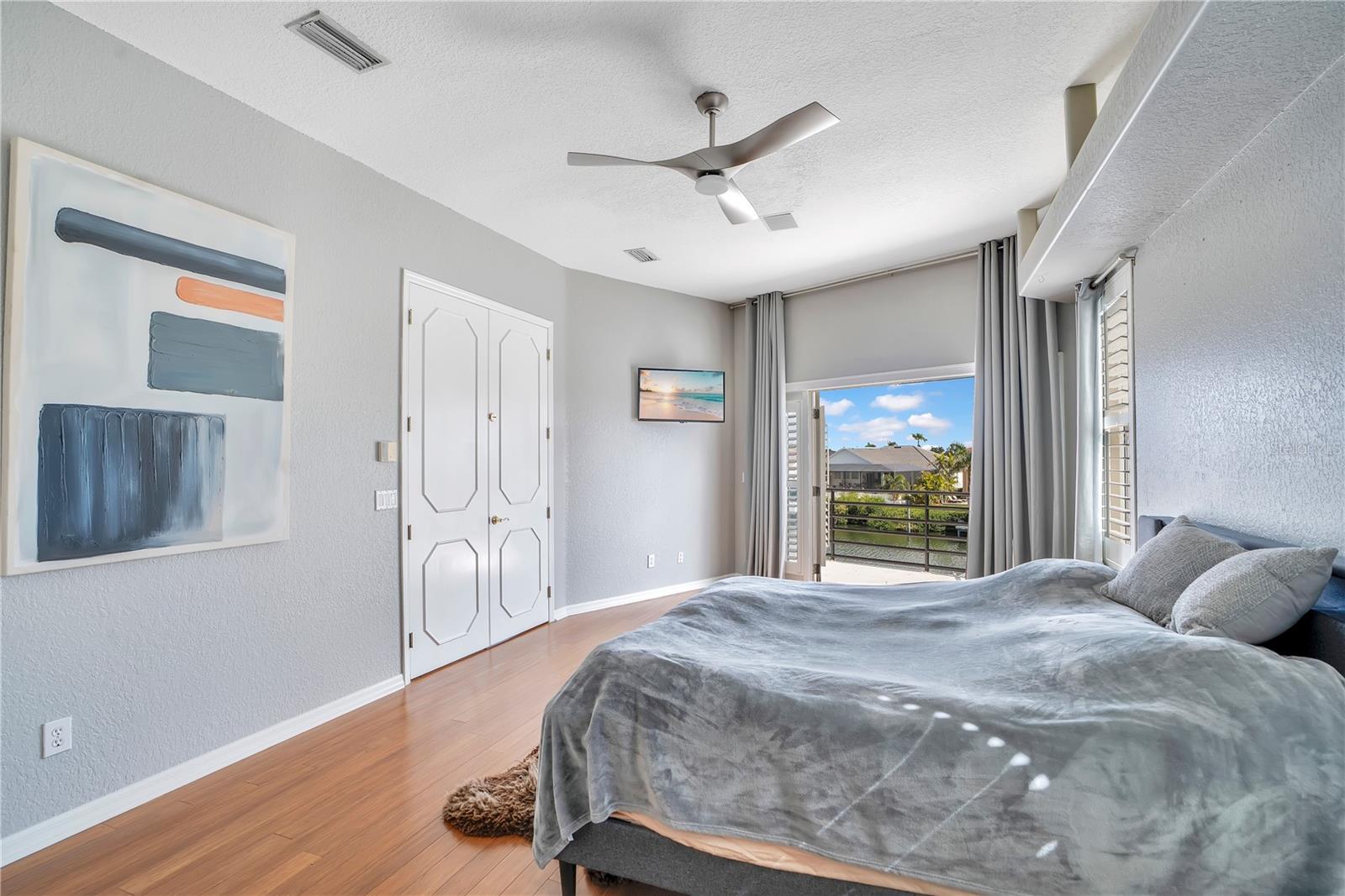 934 SYMPHONY ISLES BLVD, APOLLO BEACH, FL, 33572