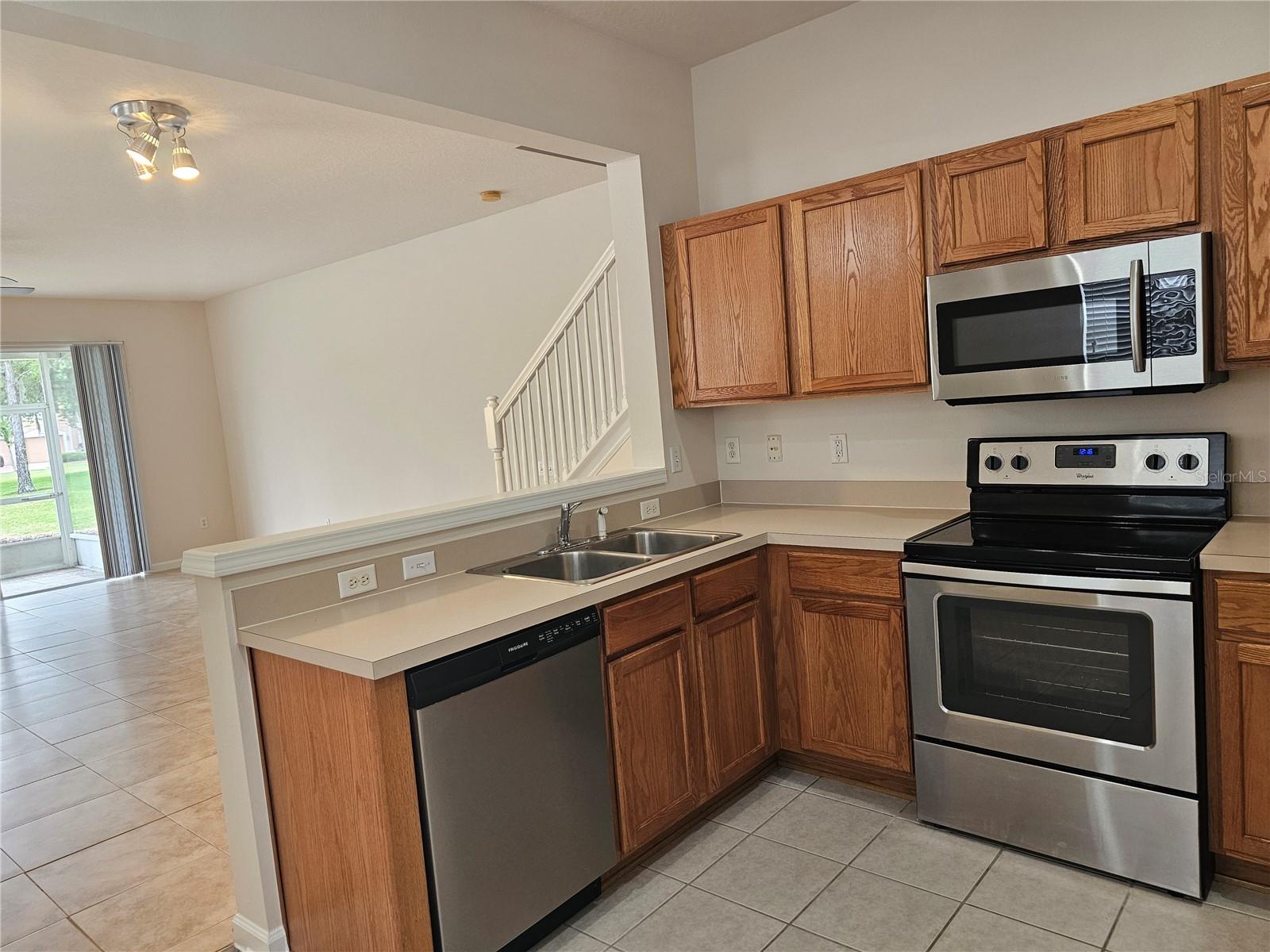 26638 CASTLEVIEW WAY, WESLEY CHAPEL, FL, 33544