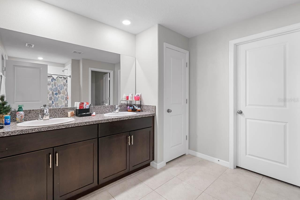 889 CALICO SCALLOP ST, RUSKIN, FL, 33570