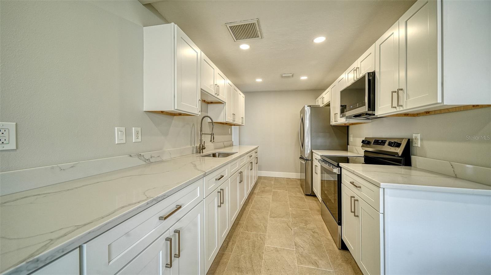 1224 MOONMIST CIR #S-3, SARASOTA, FL, 34242