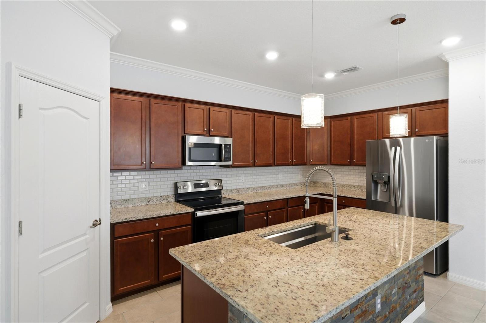 10157 COLUBRINA DR, VENICE, FL, 34293