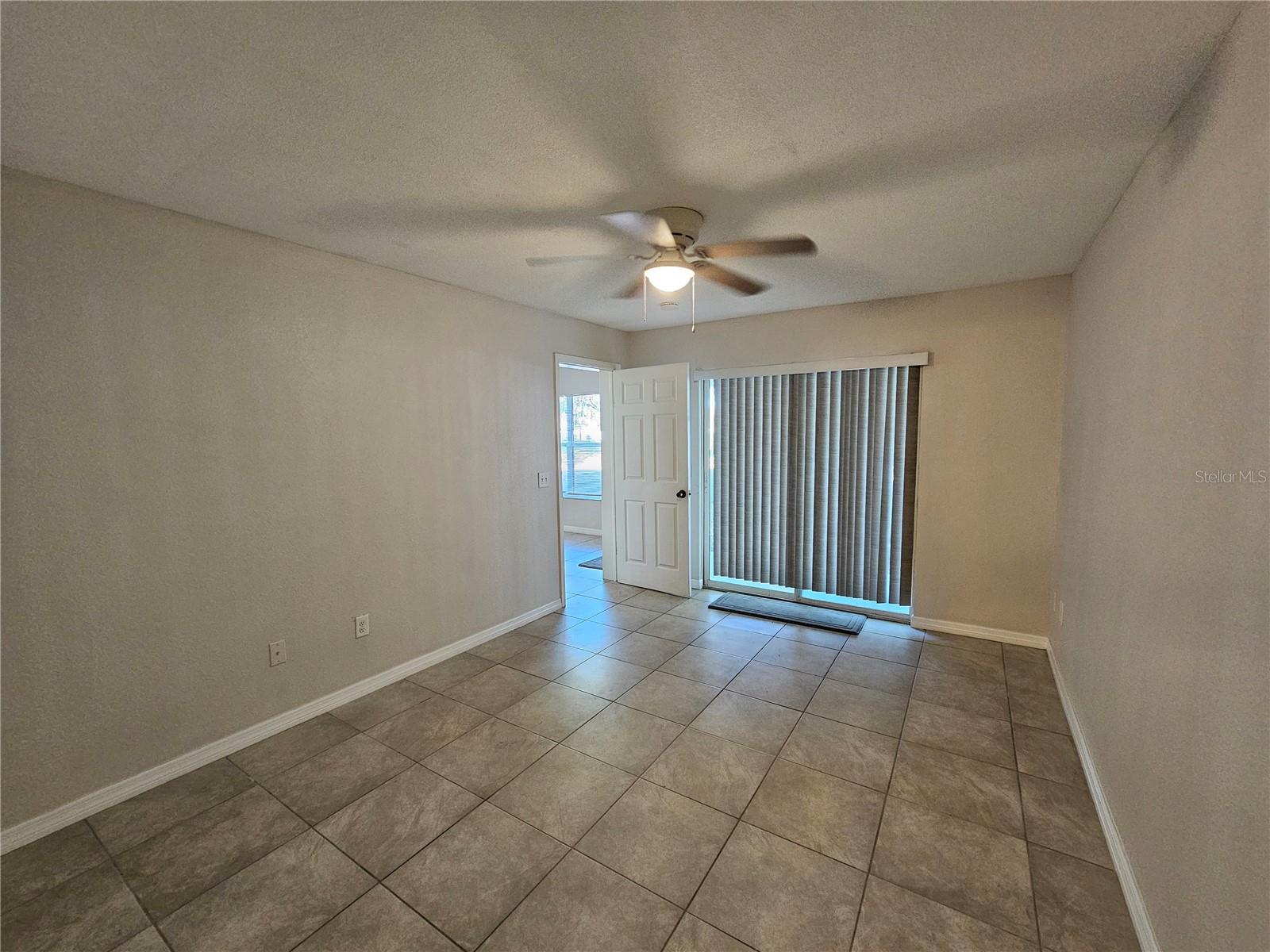 8200 FAIRWAYS CIR #B102, OCALA, FL, 34472