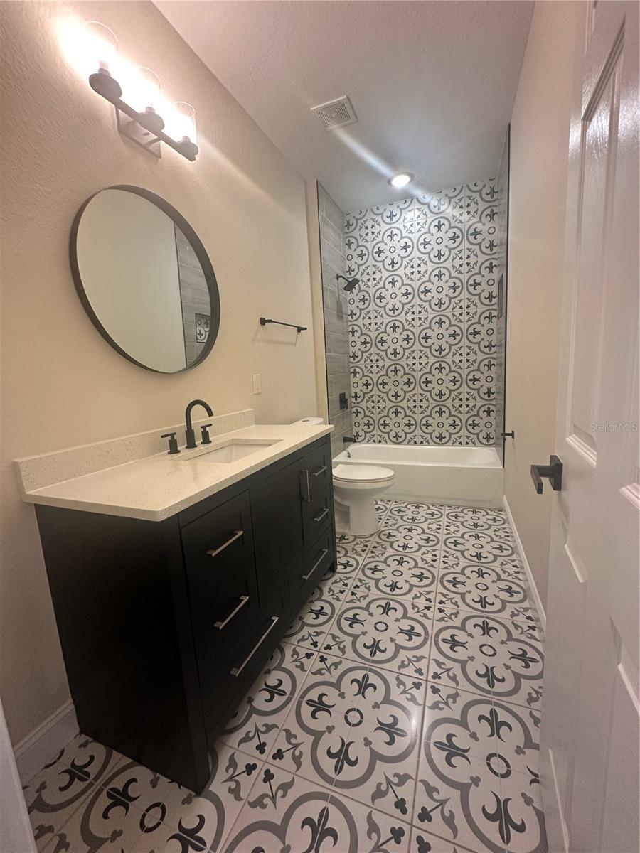 1404 LOWRY AVE E, HAINES CITY, FL, 33844