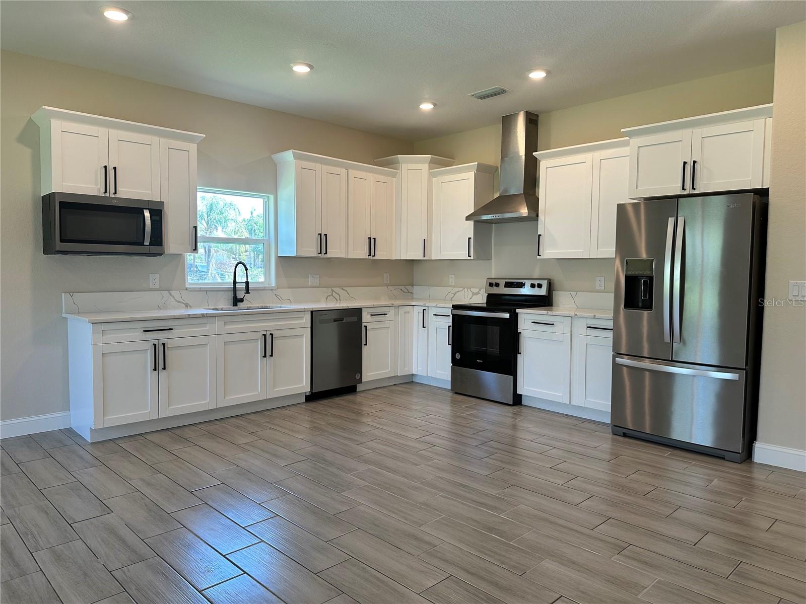 1404 LOWRY AVE E, HAINES CITY, FL, 33844