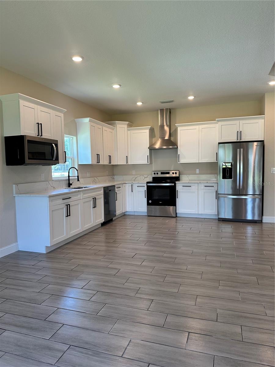 1404 LOWRY AVE E, HAINES CITY, FL, 33844