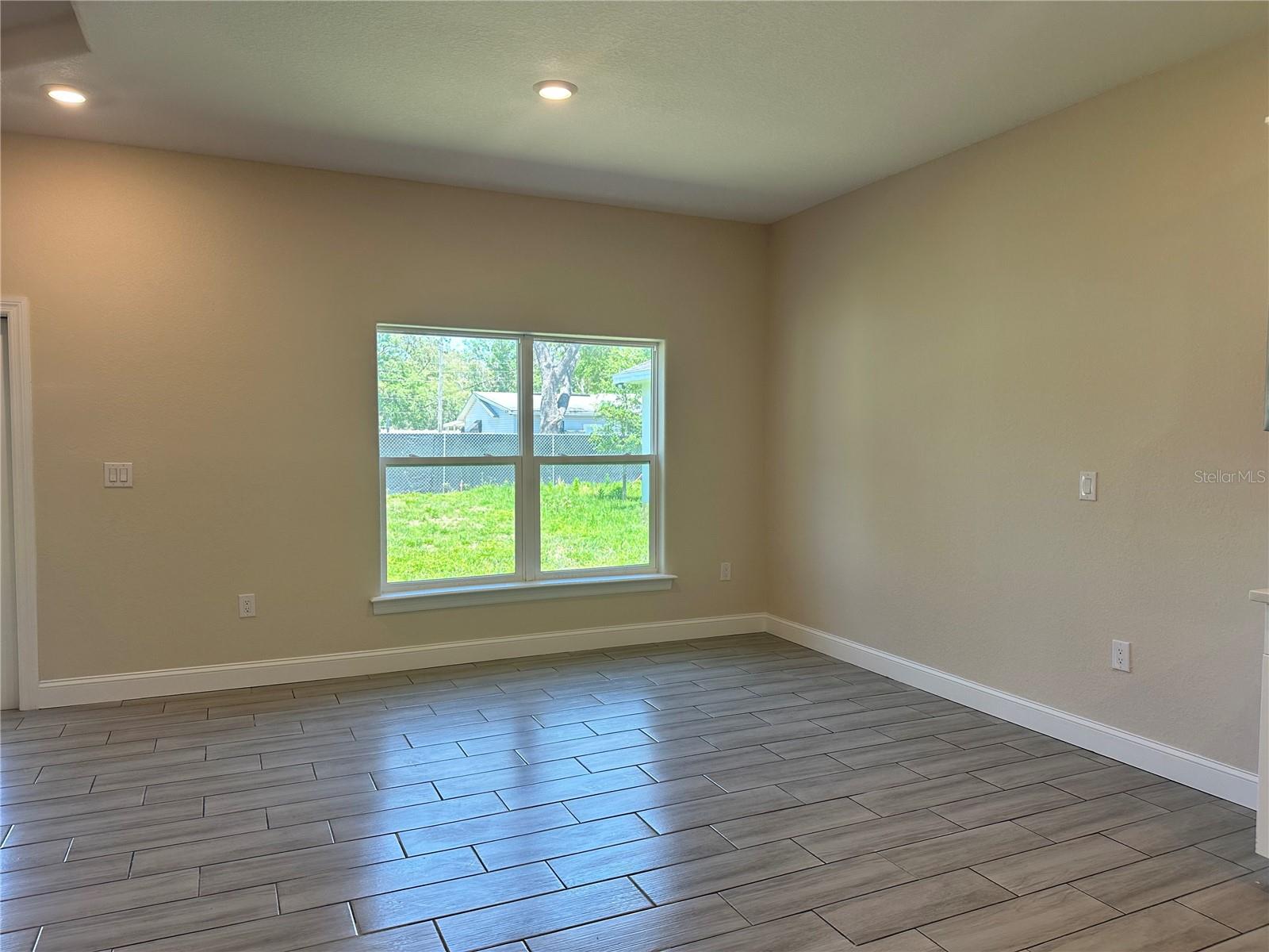 1404 LOWRY AVE E, HAINES CITY, FL, 33844